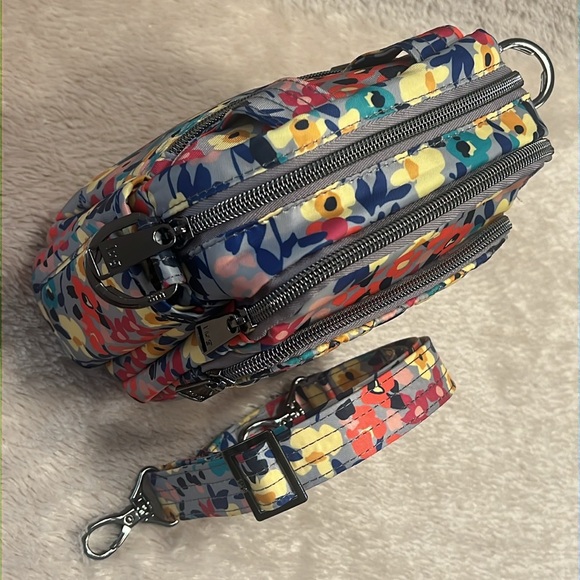 LUG Can Can Wildflower Multicolor Bag - Picture 15 of 16
